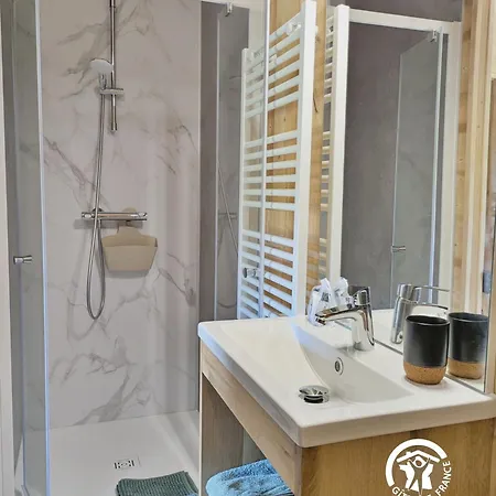 26 Le Berthevin, De Coupeau, 4 Personnes Ferienhaus *